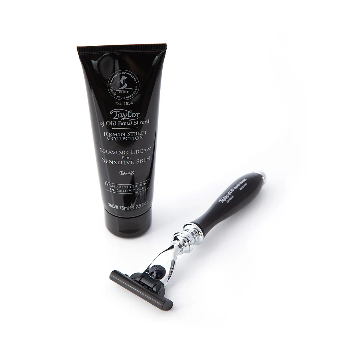 Victorian Mach3 with Black Handle & Jermyn Street Shaving Cream Gift Box - Image 3